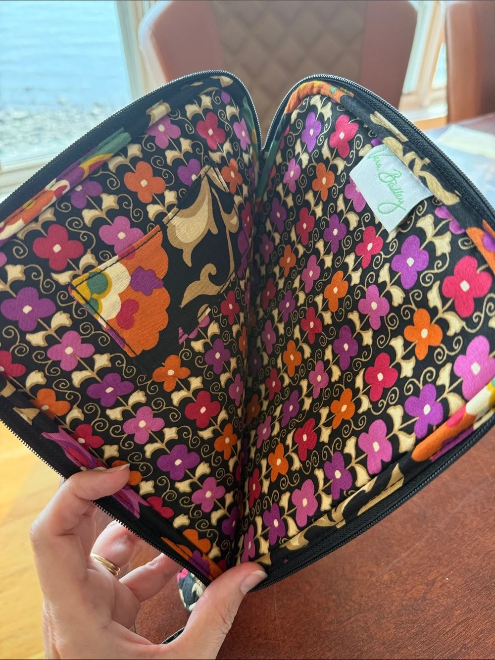 Vera Bradley ereader/Kindle case RETIRED Suzani pattern floral 100% Cotton